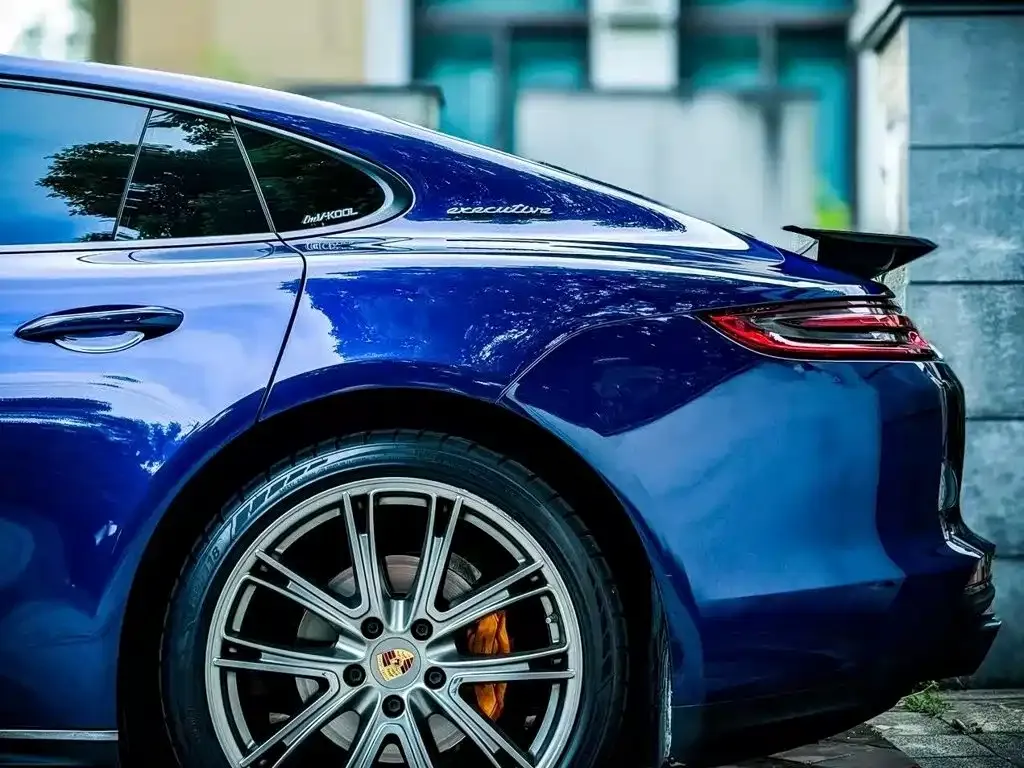 Porsche Panamera — фото 6