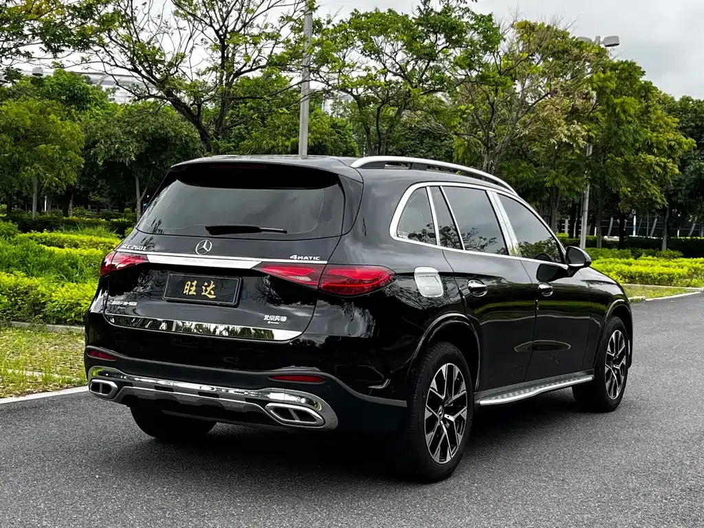 Mercedes-Benz GLC — фото 9