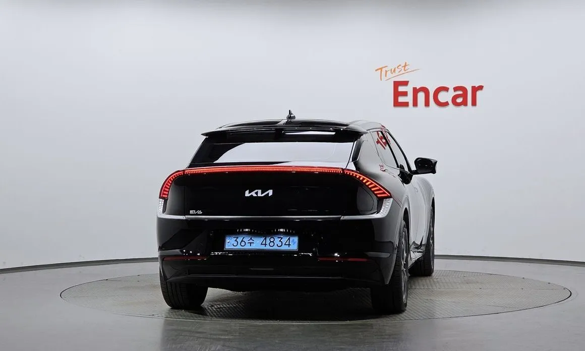 Kia EV6 — фото 5