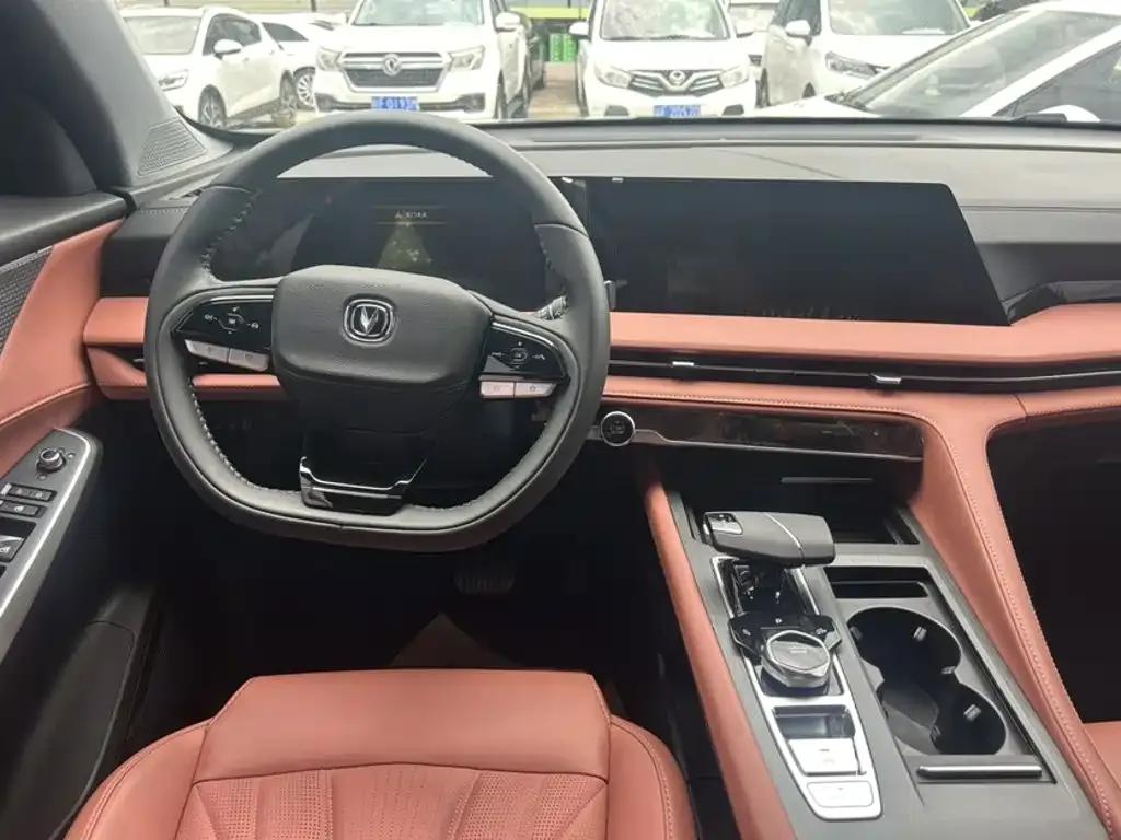 Changan CS75 PLUS — фото 4