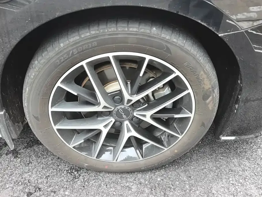 BYD Seal 07 DM-i — фото 10