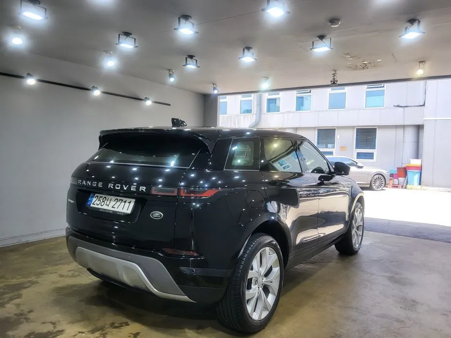 Land Rover Range Rover Evoque — фото 6
