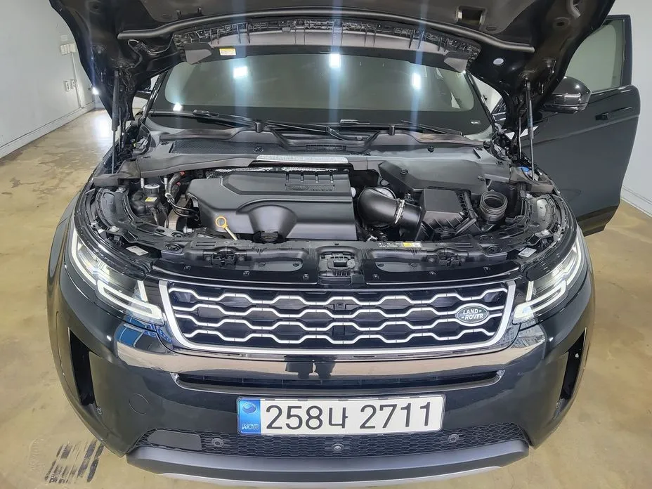 Land Rover Range Rover Evoque — фото 10