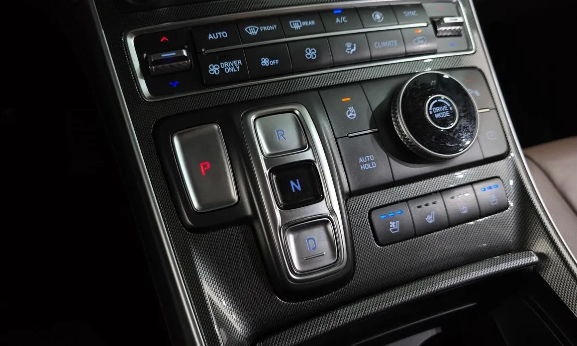 Hyundai Santafe — фото 7