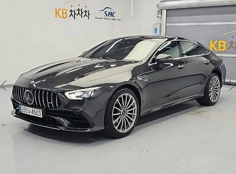 Mercedes-Benz AMG GT — фото 1