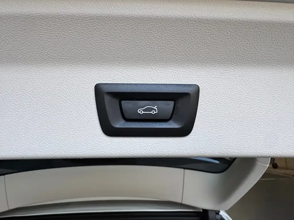 BMW X3 — фото 9