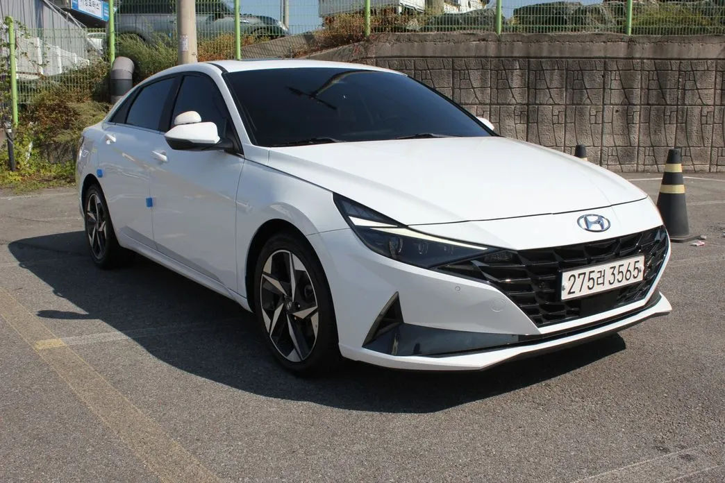 Hyundai AVANTE — фото 8