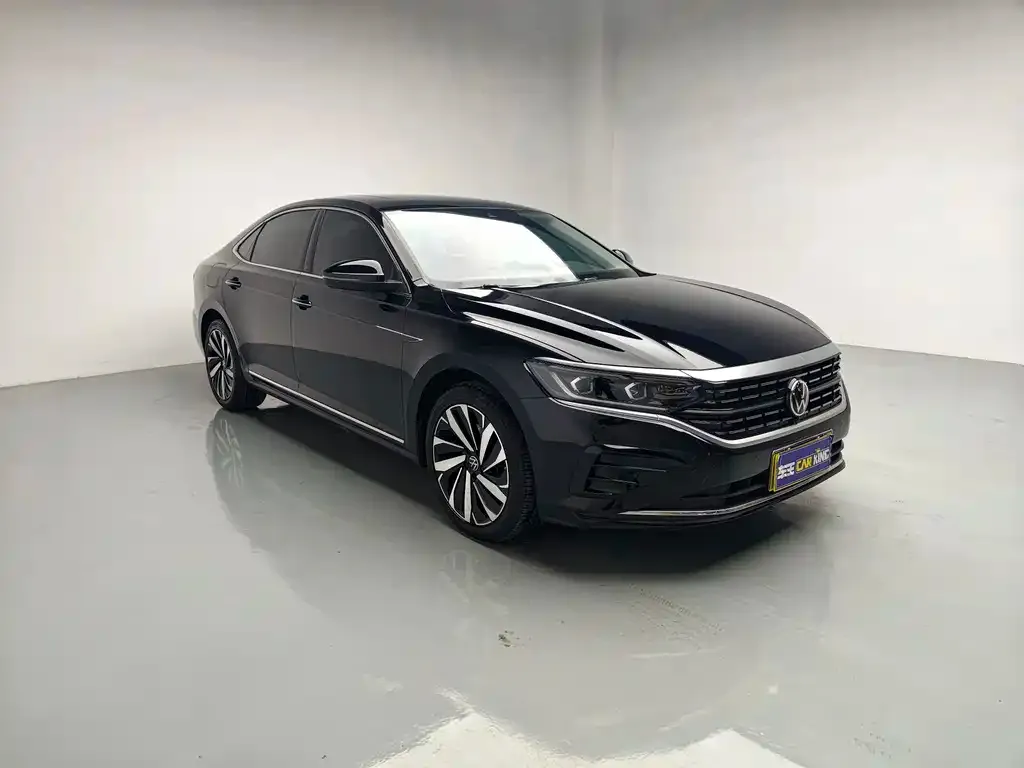 Volkswagen Passat — фото 4