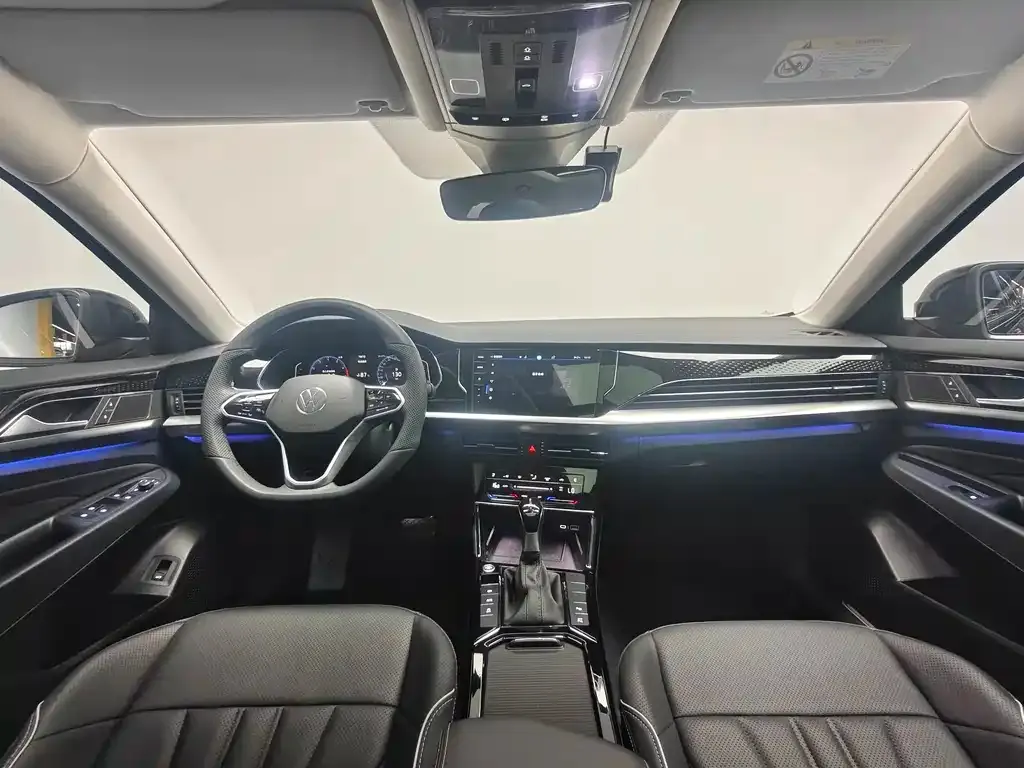Volkswagen Passat — фото 7