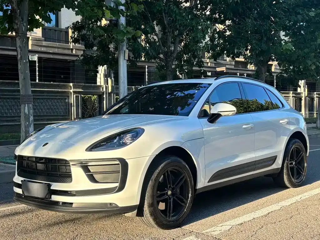 Porsche Macan — фото 10