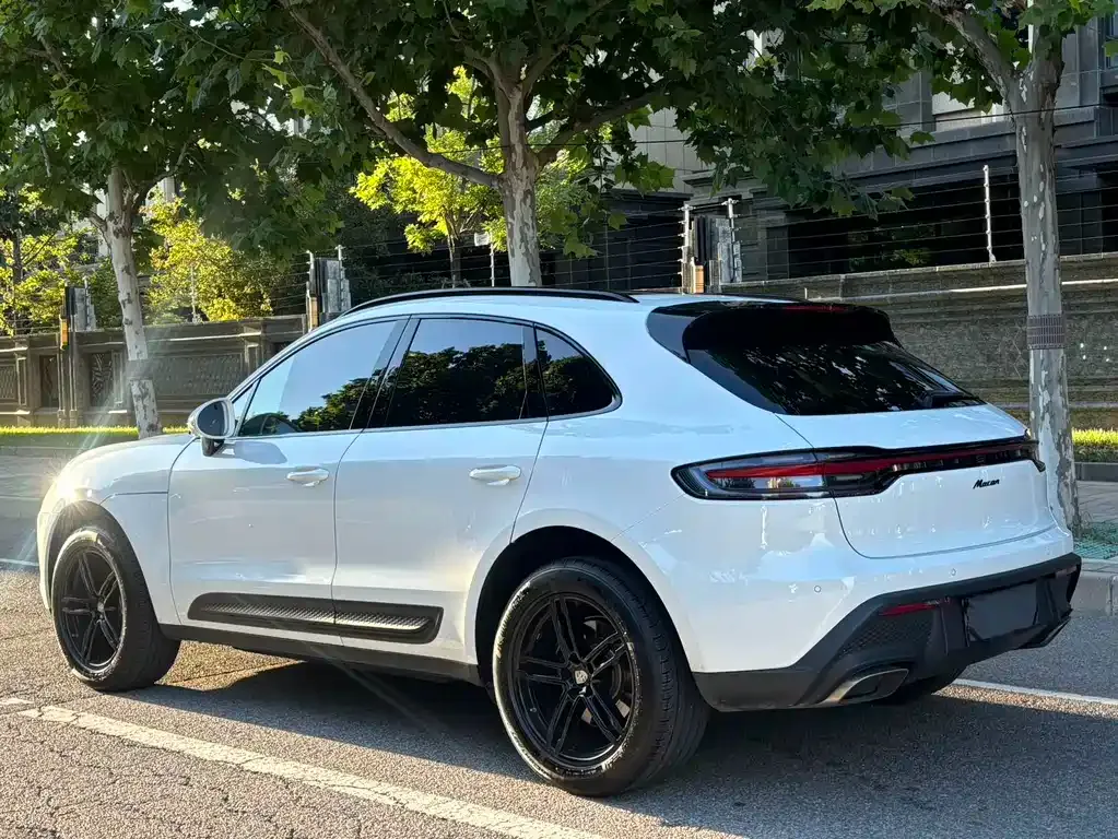 Porsche Macan — фото 7