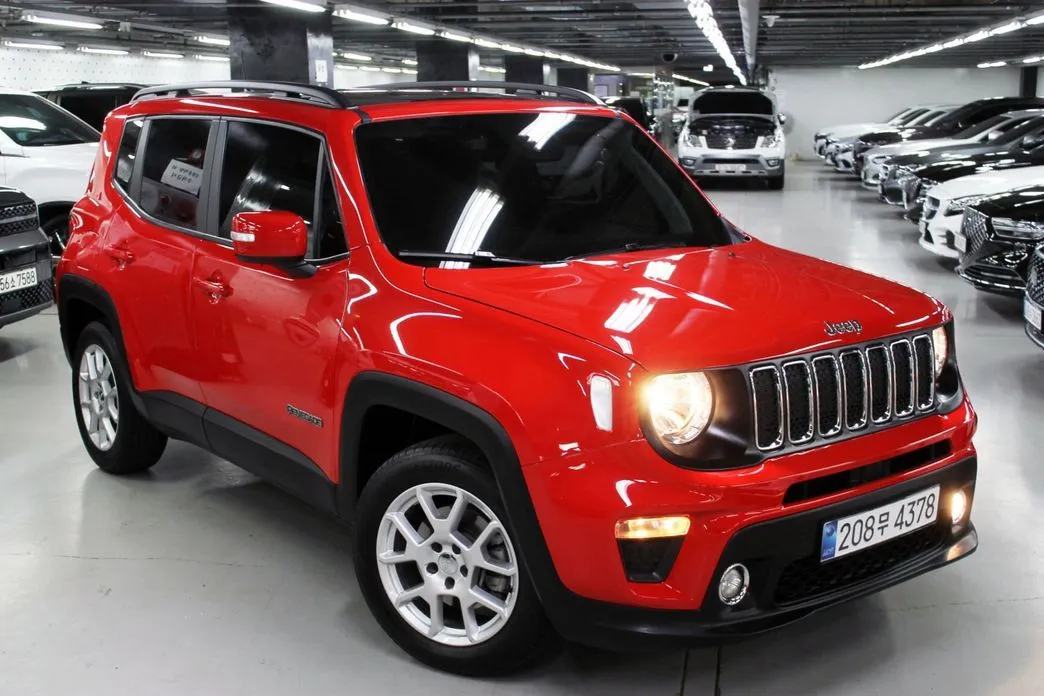 Jeep Renegade — фото 1