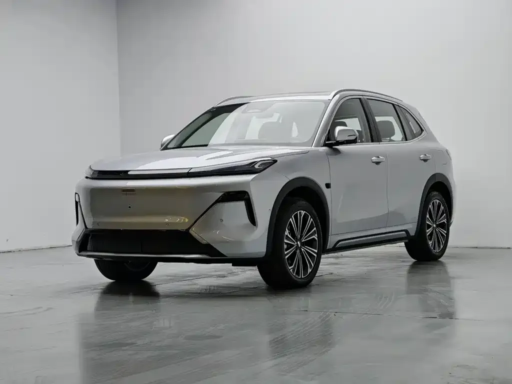 Geely Galaxy Xingjian 7 — фото 1