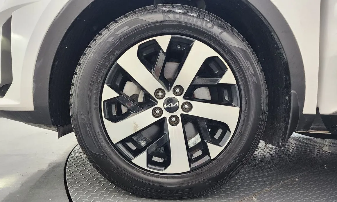 Kia Sorento — фото 6