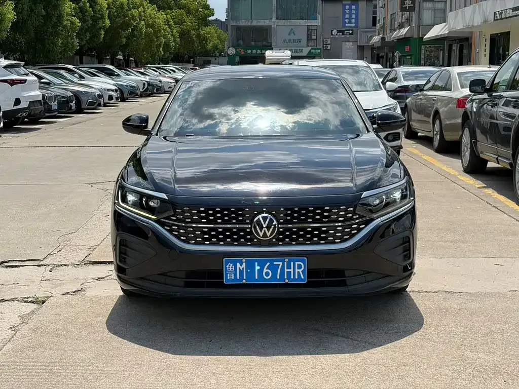 Volkswagen Passat — фото 2