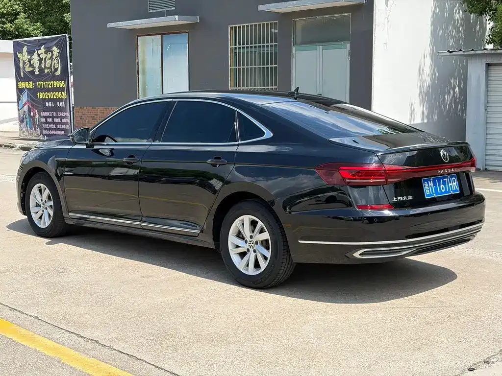 Volkswagen Passat — фото 5