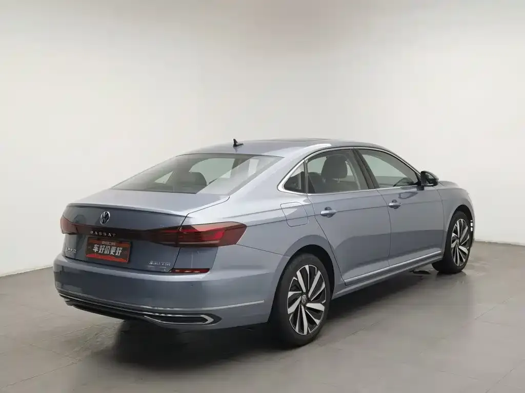 Volkswagen Passat — фото 4