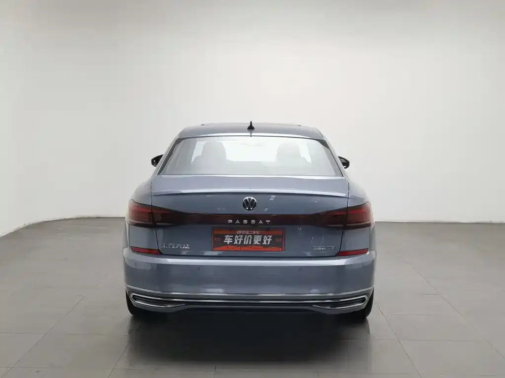 Volkswagen Passat — фото 6