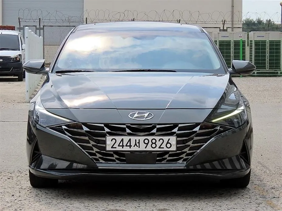 Hyundai AVANTE — фото 8