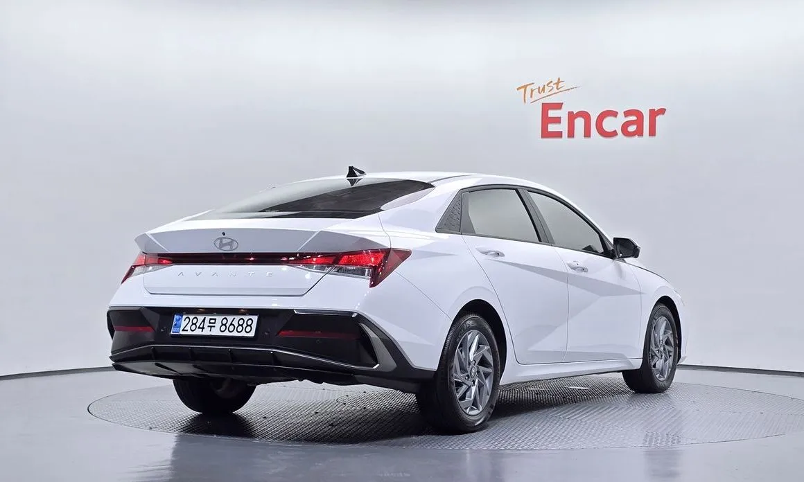 Hyundai AVANTE — фото 4