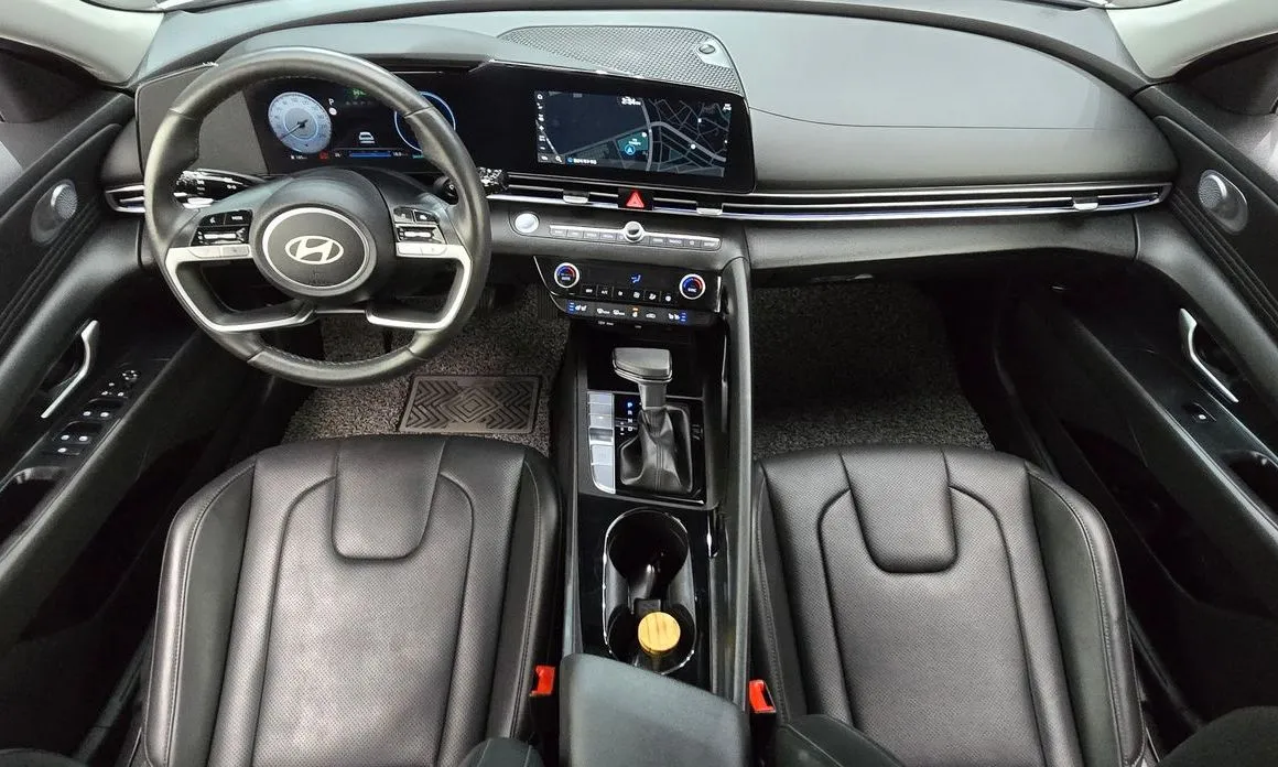 Hyundai AVANTE — фото 9