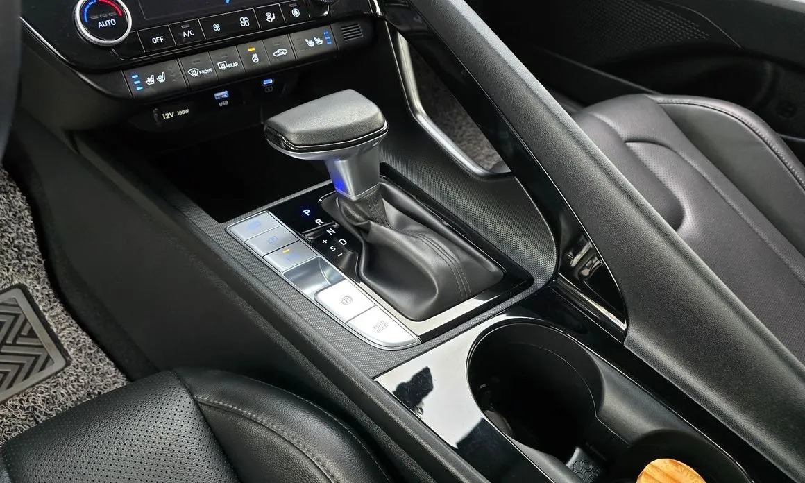 Hyundai AVANTE — фото 6