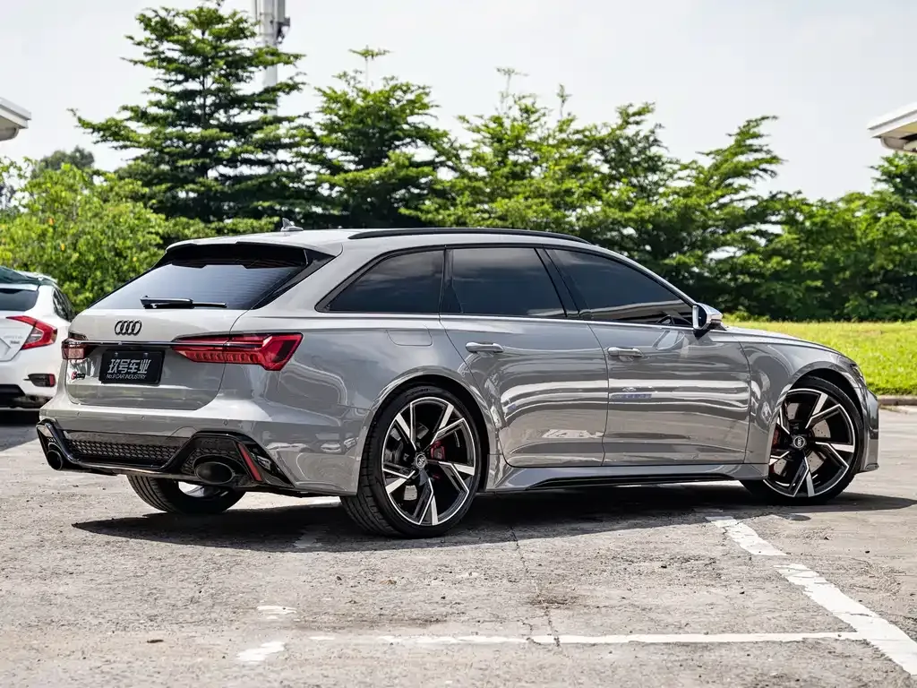 Audi RS 6 — фото 10