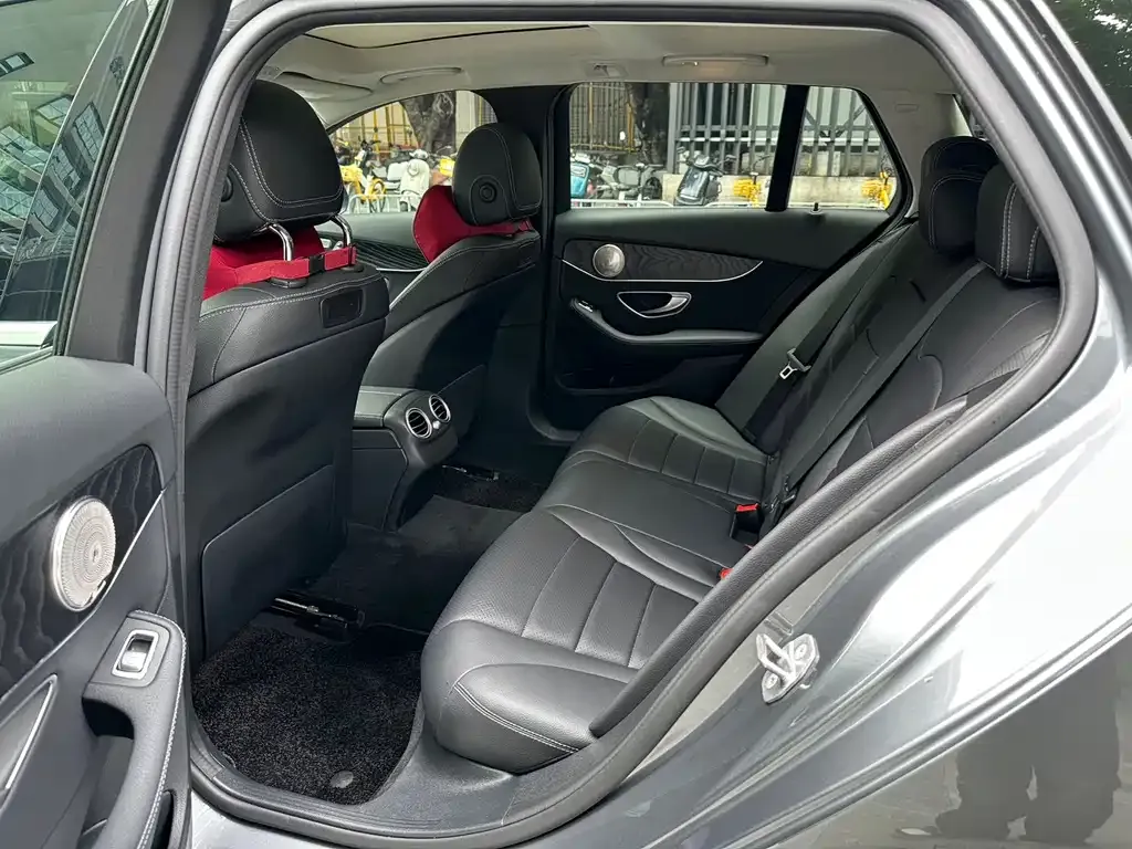 Mercedes-Benz C-Class (Import) — фото 6