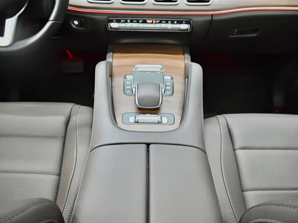 Mercedes-Benz GLE New Energy — фото 7