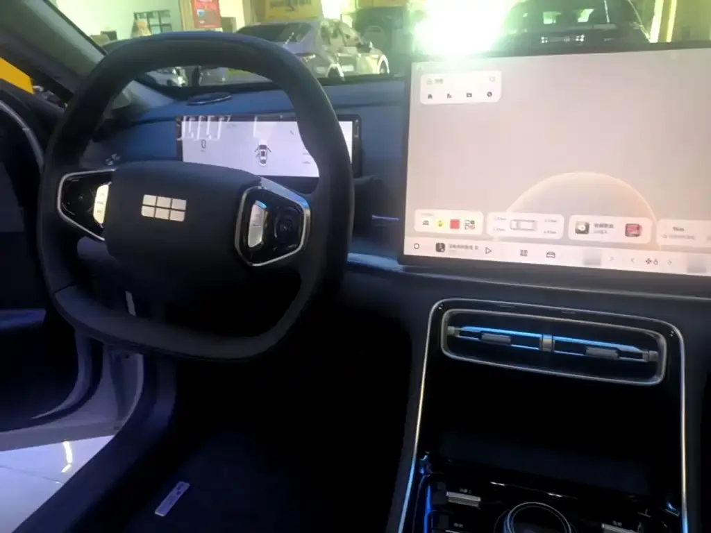 Geely Galaxy A7 EM — фото 3