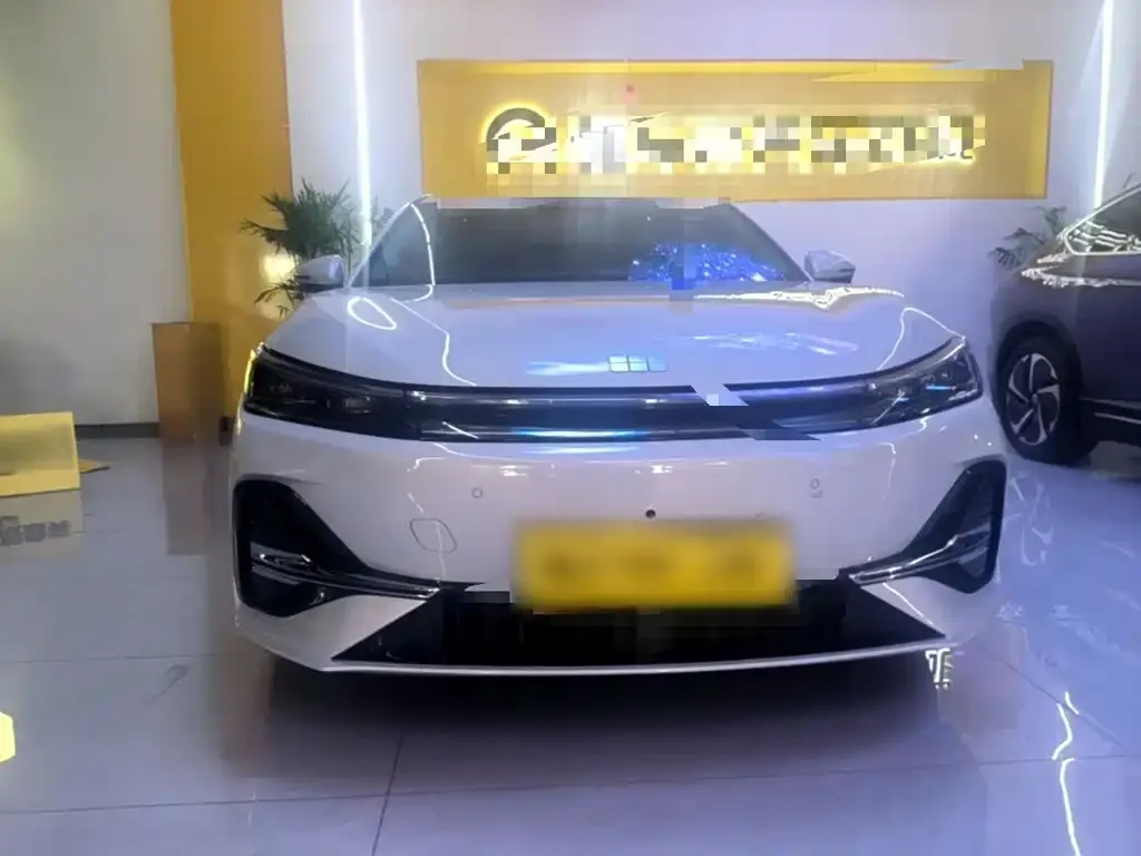 Geely Galaxy A7 EM — фото 8