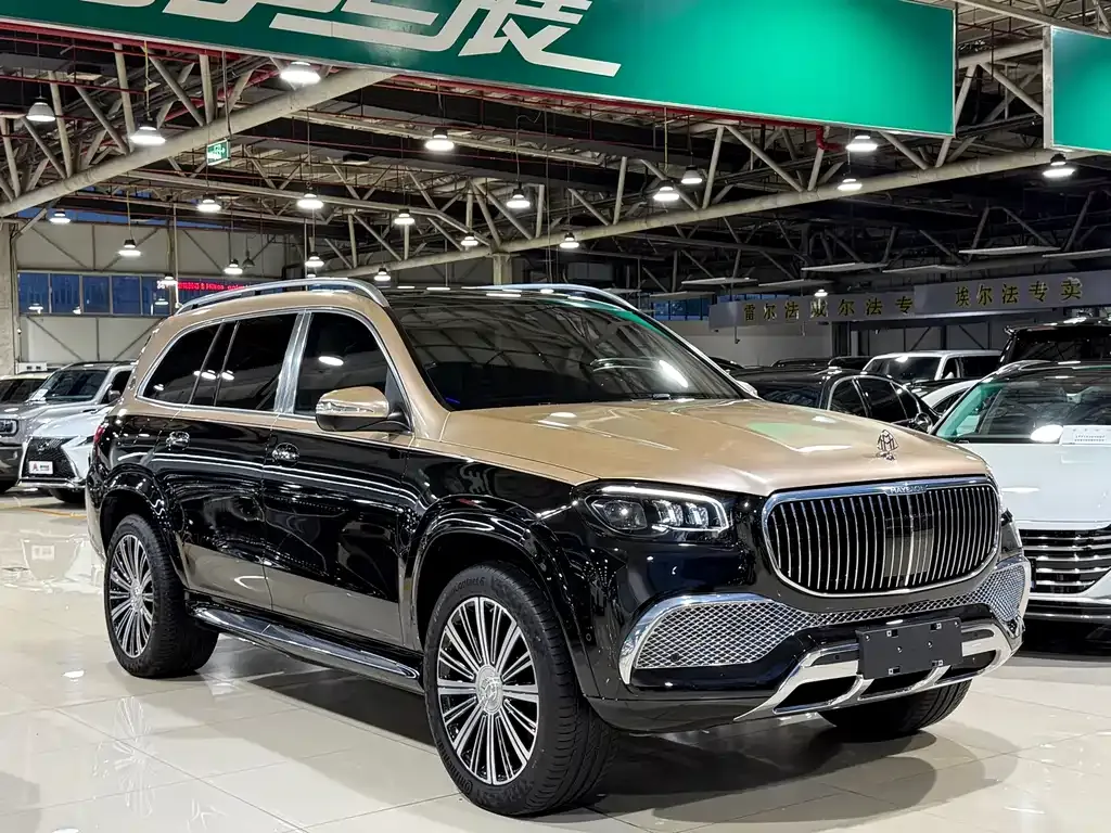 Mercedes-Benz GLS — фото 10