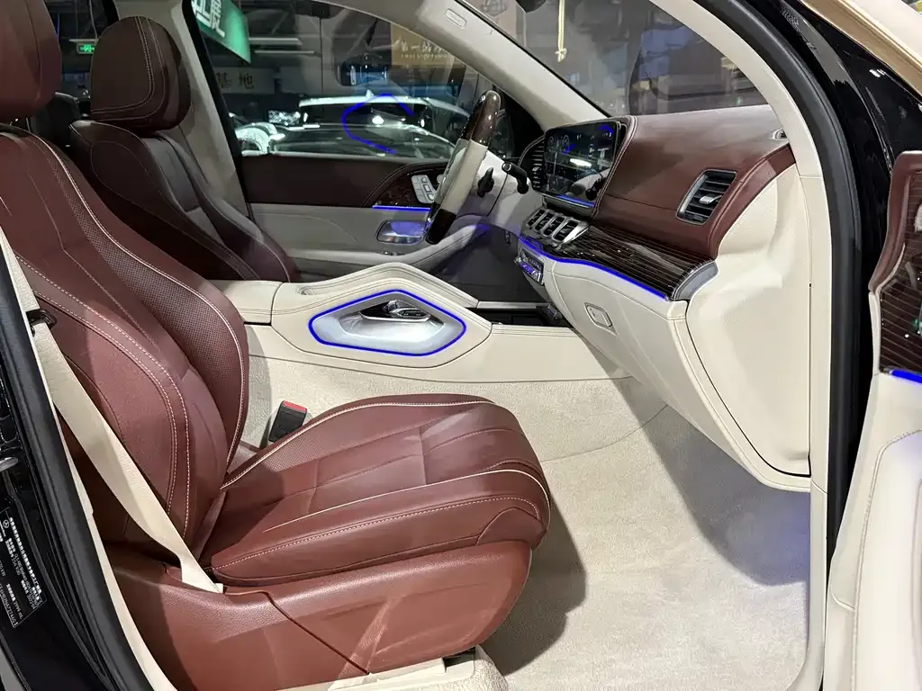 Mercedes-Benz GLS — фото 2