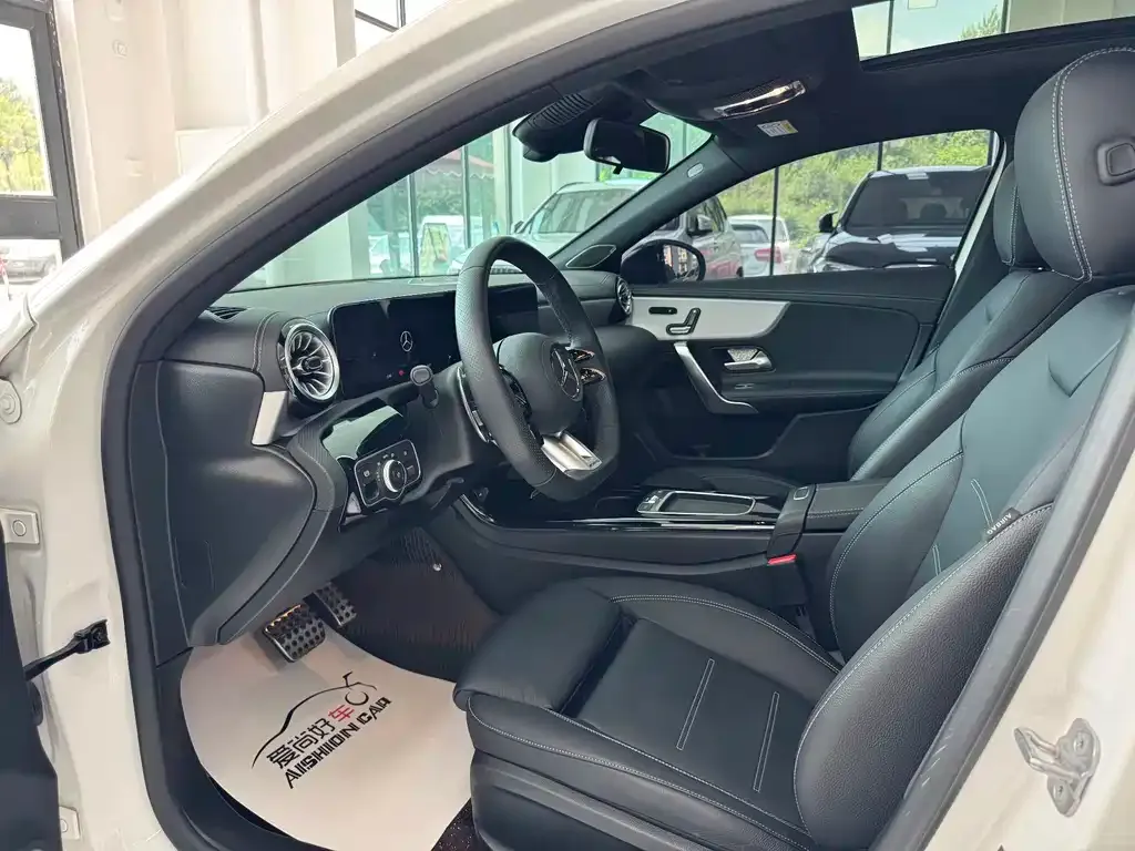 Mercedes-Benz A-Class AMG — фото 5