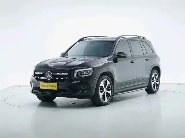 Mercedes-Benz GLB — фото 1