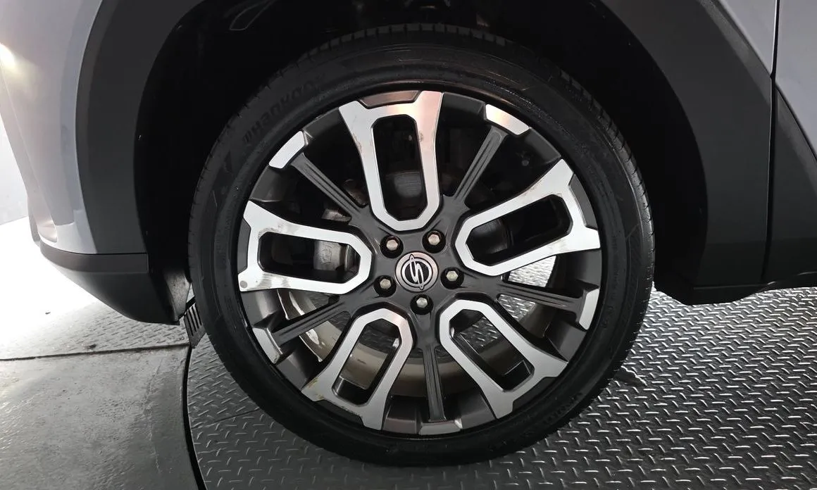 KG Mobility (Ssangyong) Torres — фото 6