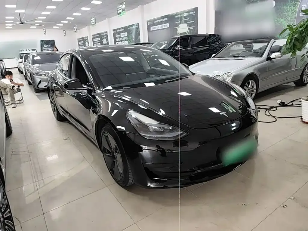 Tesla Model 3 — фото 3