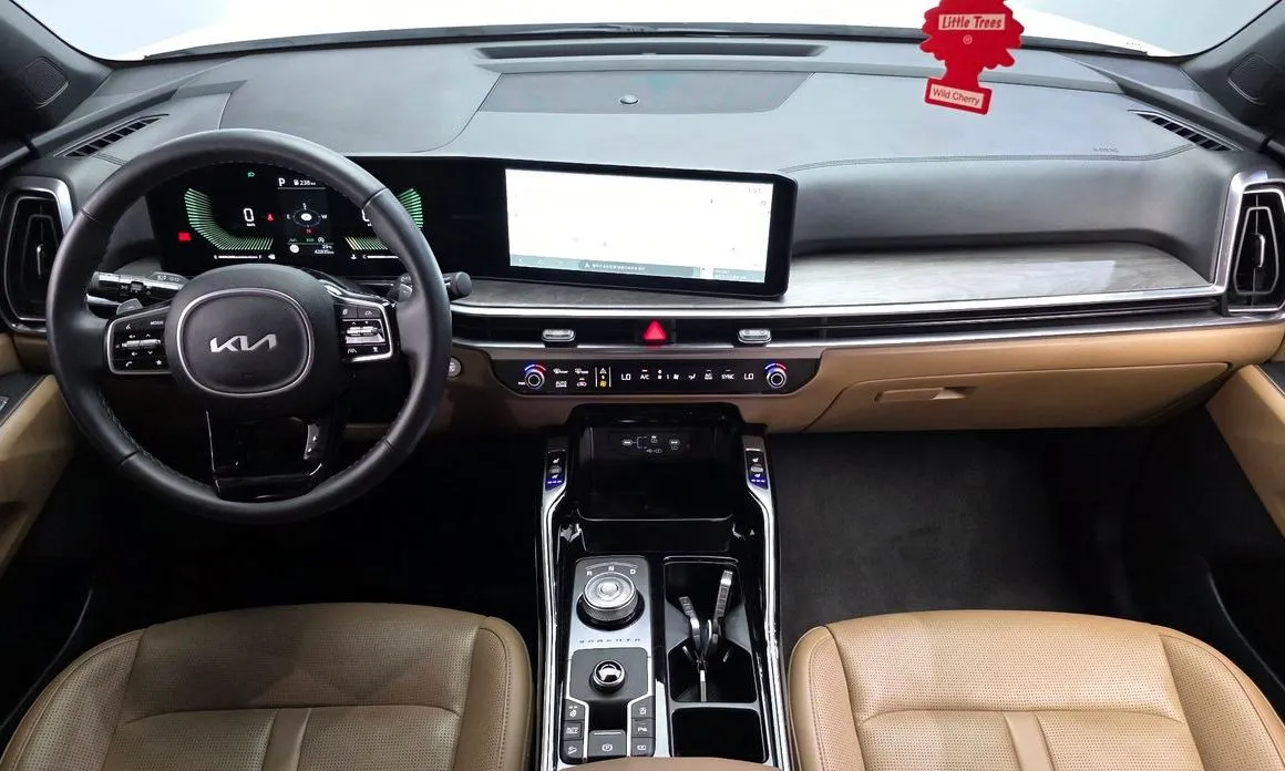 Kia Sorento — фото 7