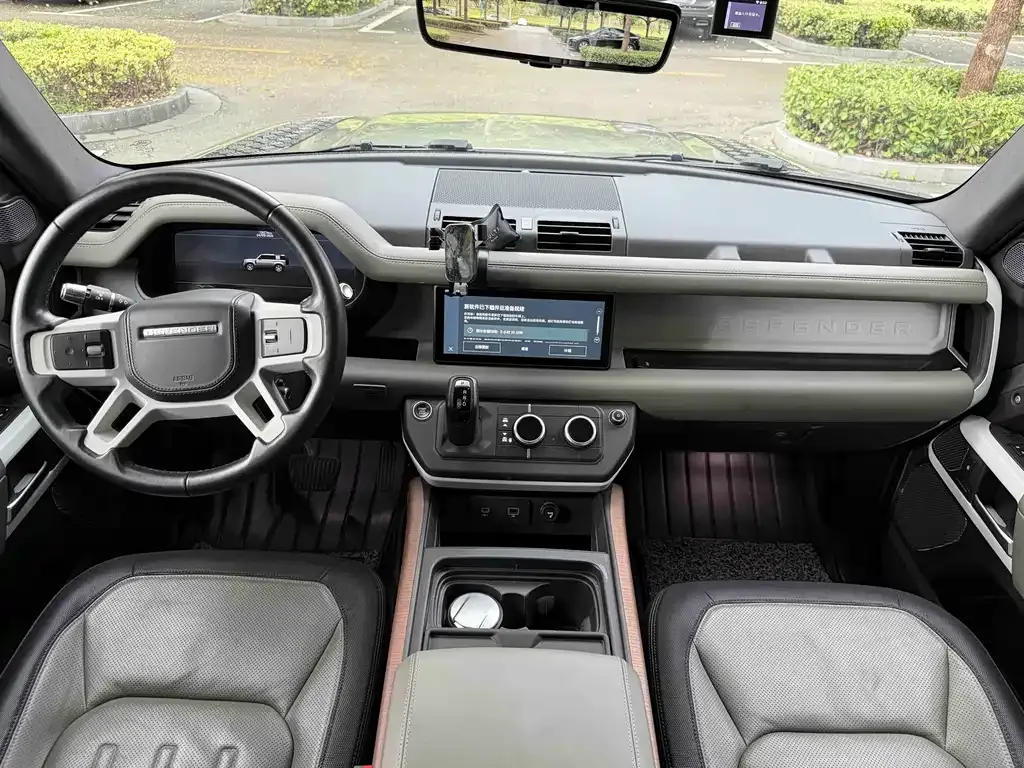 Land Rover Defender — фото 2