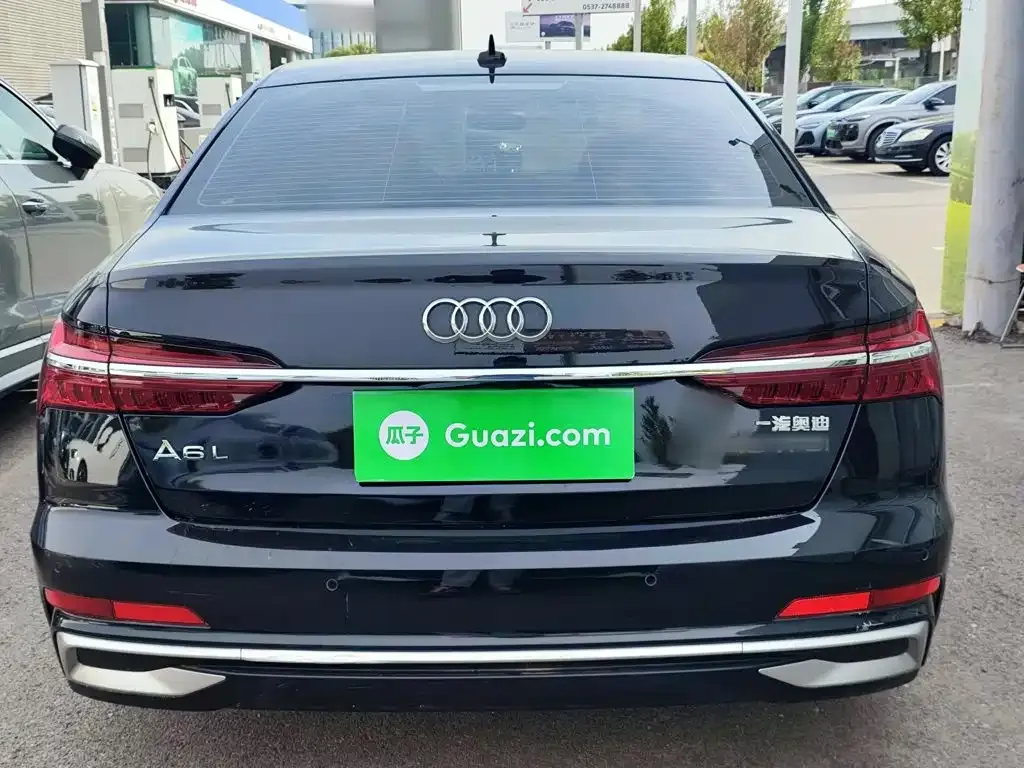 Audi A6L — фото 6