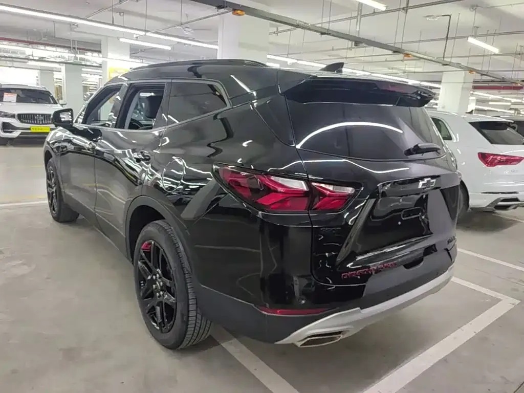 Chevrolet Blazer — фото 10