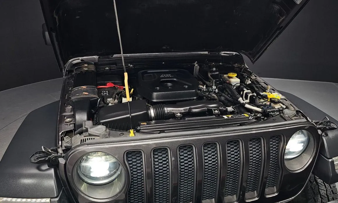 Jeep Wrangler — фото 9