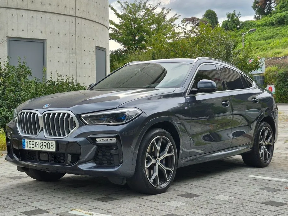 BMW X6 — фото 1