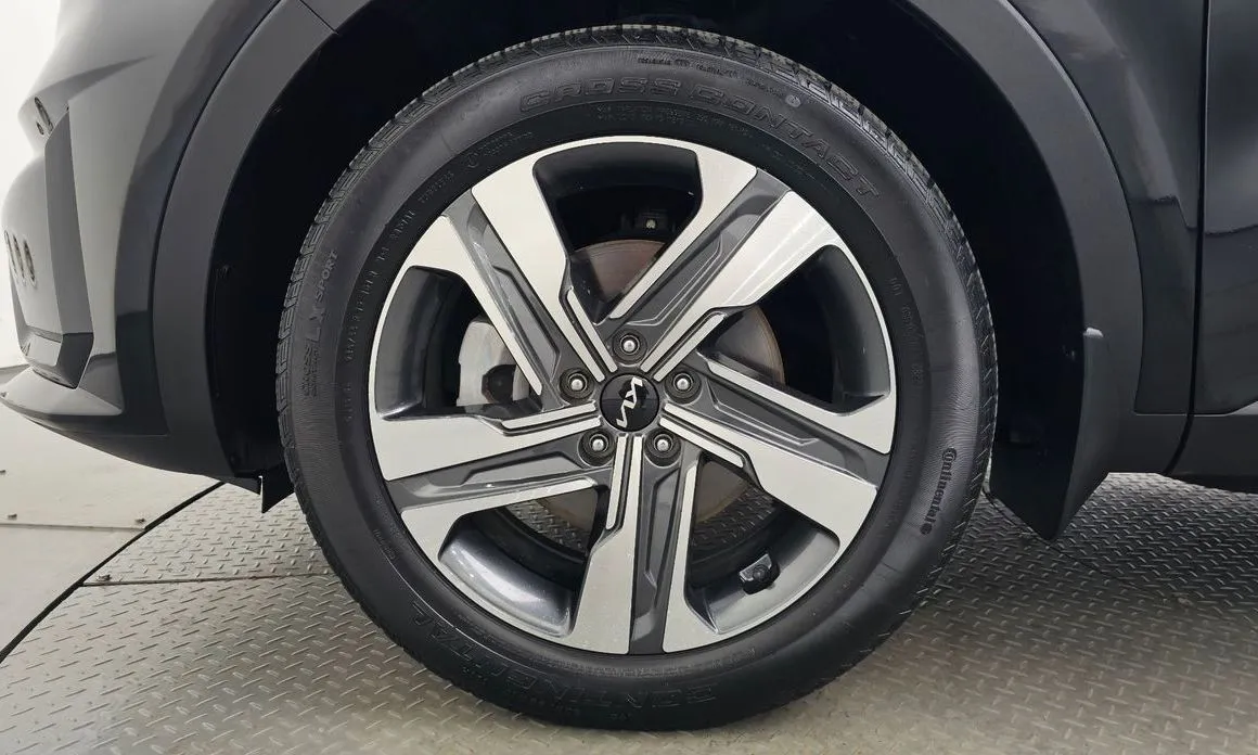 Kia Sorento — фото 8