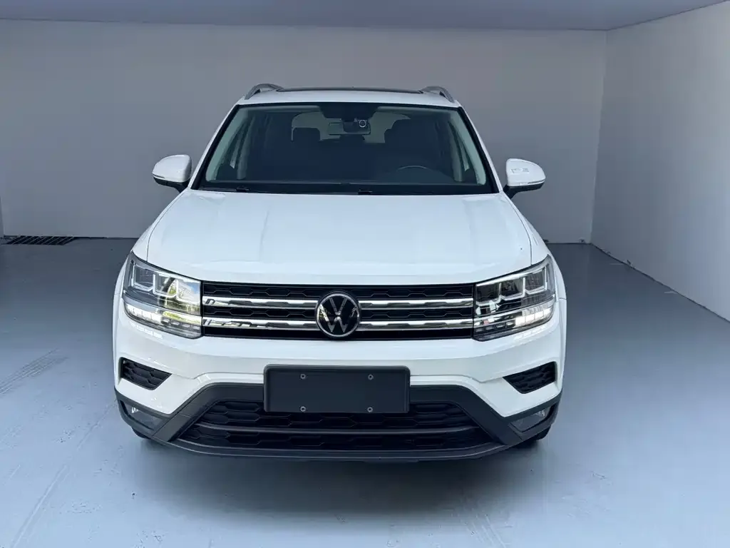 Volkswagen Tharu — фото 3