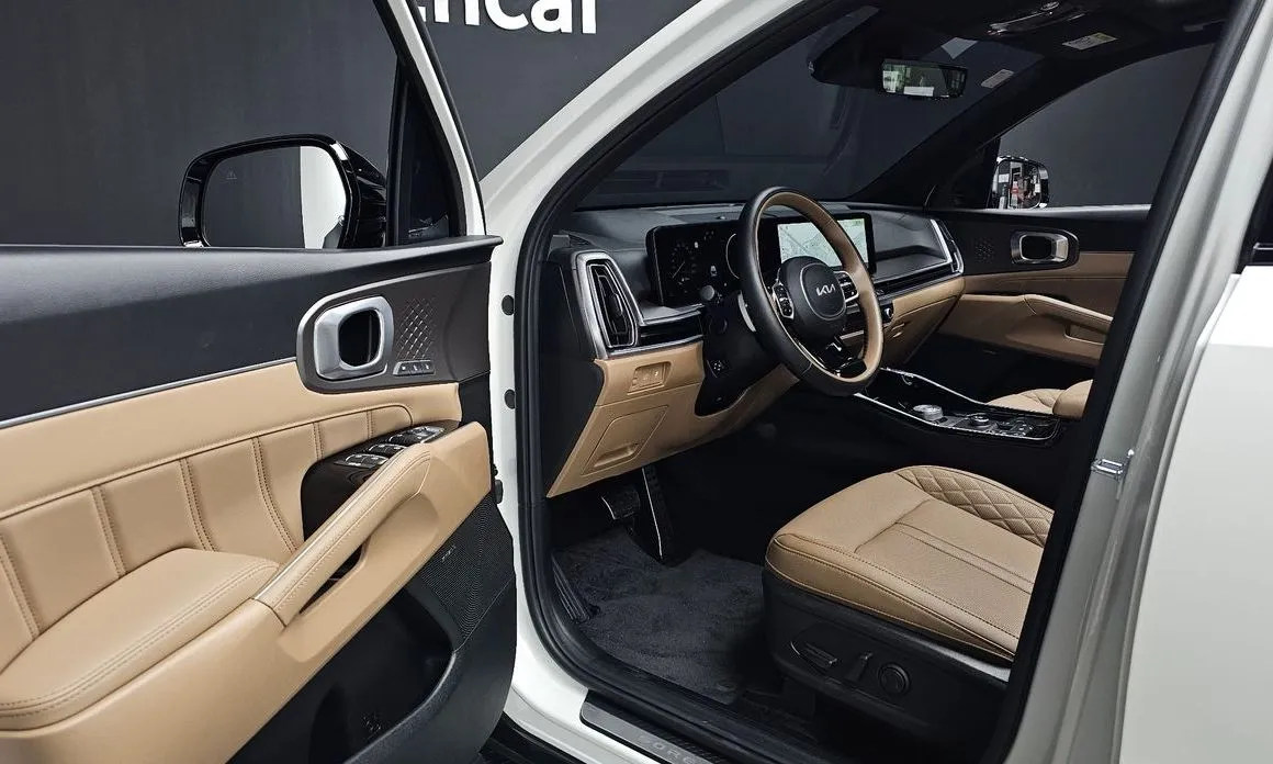 Kia Sorento — фото 9