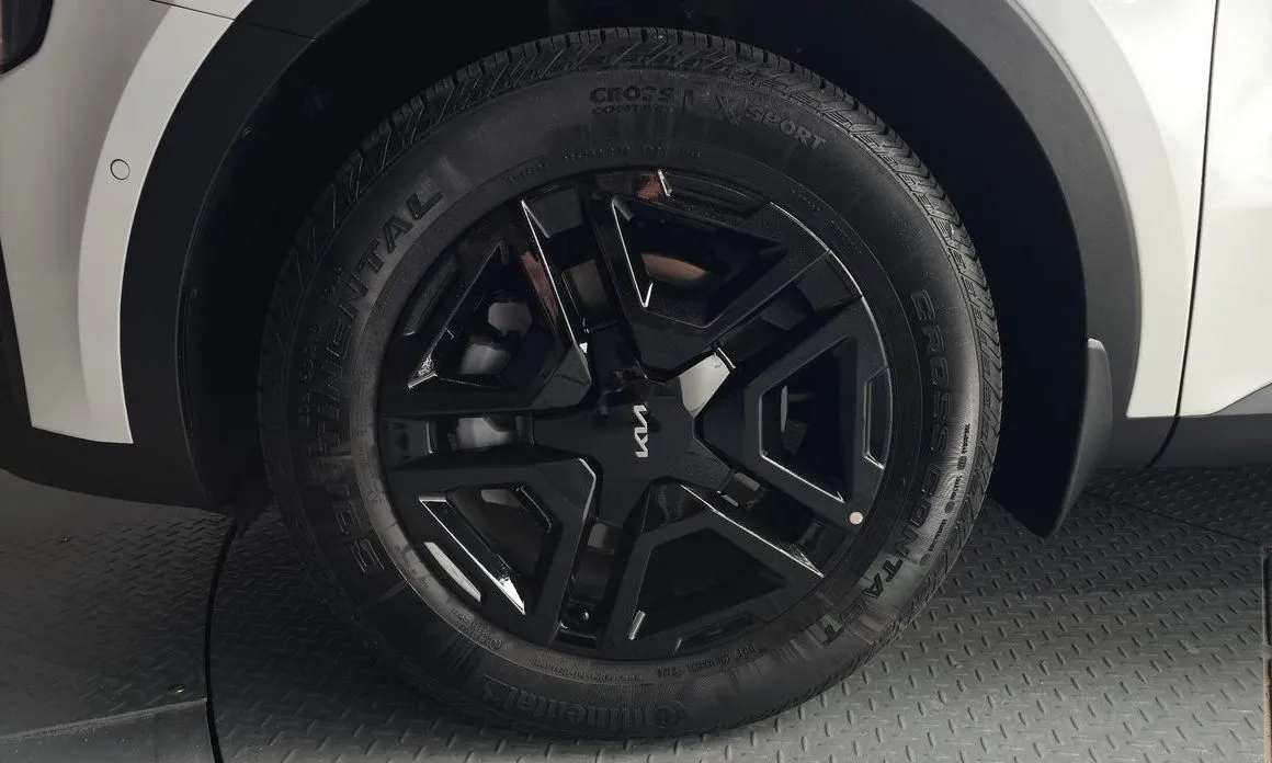 Kia Sorento — фото 3