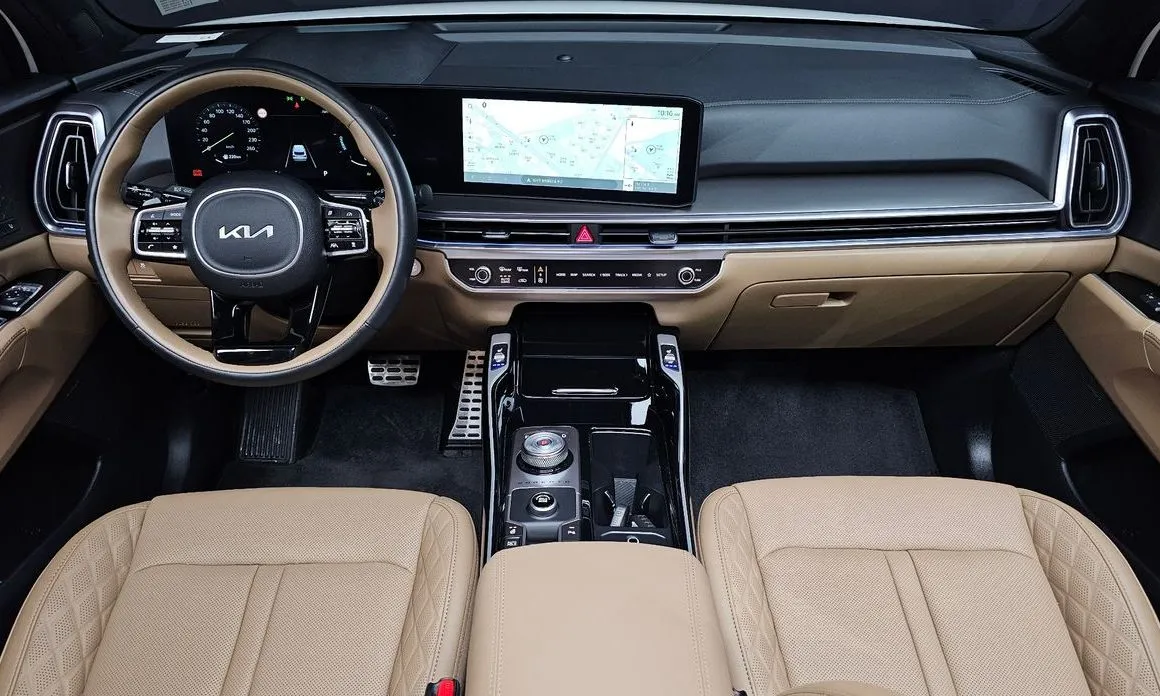 Kia Sorento — фото 8