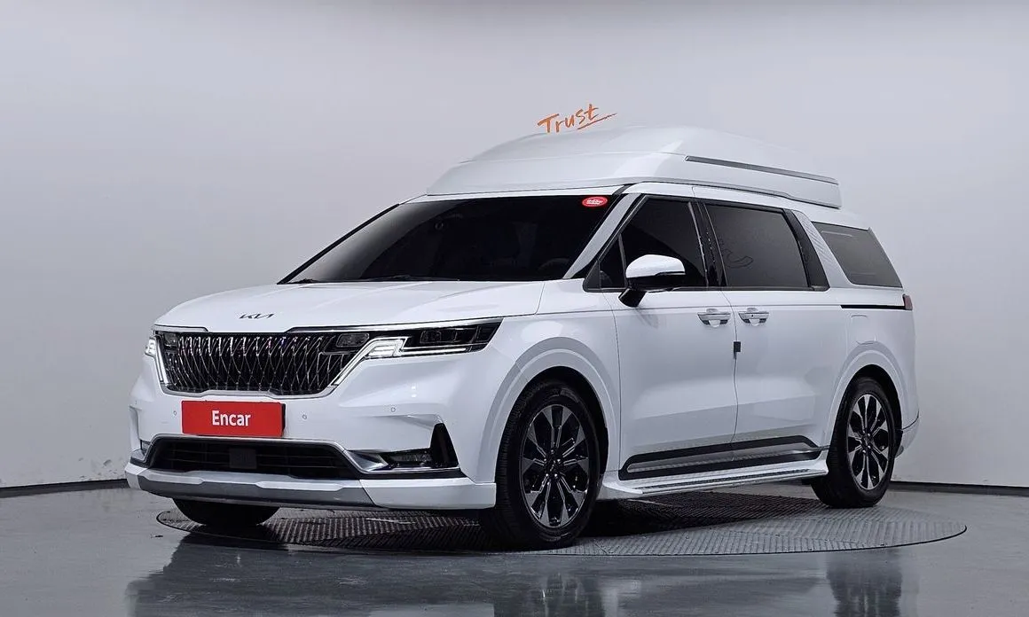 Kia Carnival — фото 1