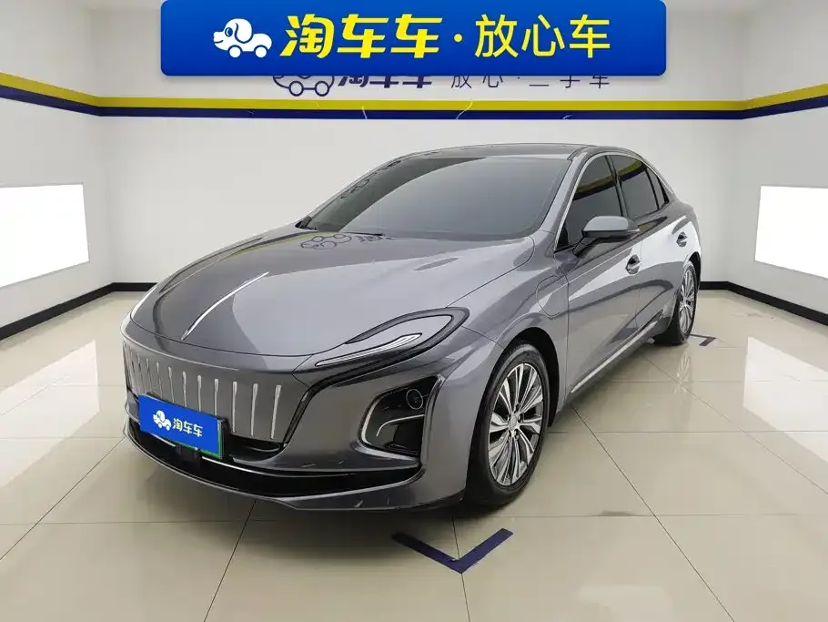Hongqi E-QM5 — фото 1